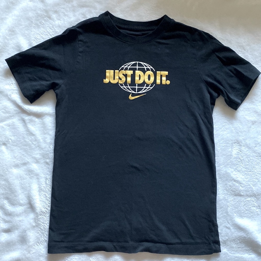 Nike Black Tee, Boys Size L